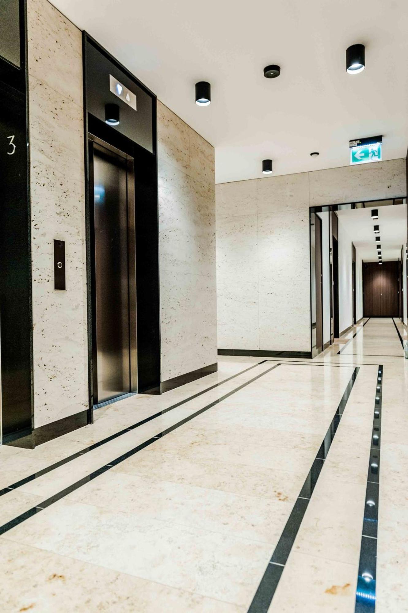 Mennica Residence - Grzybowska 43A Warszawa Exteriör bild